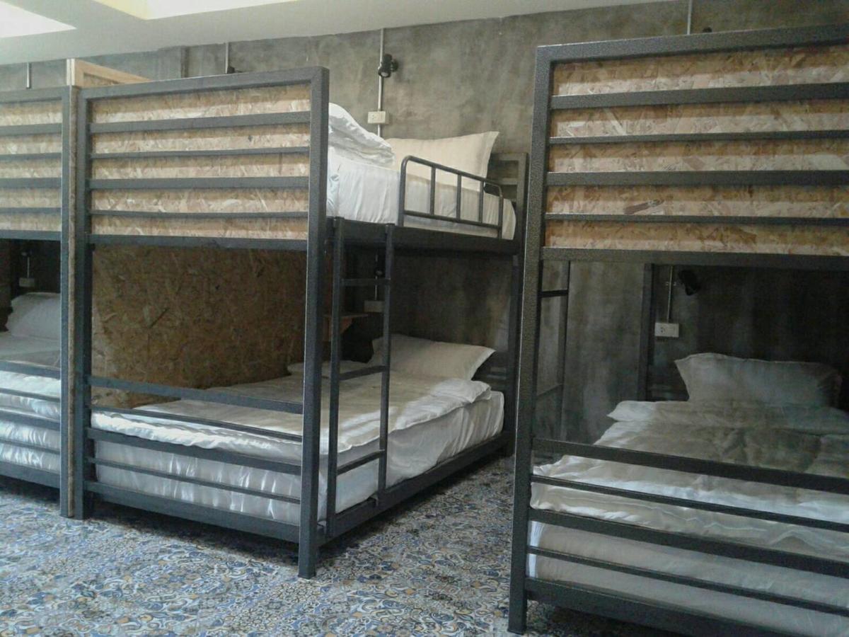King Kong Hostel At Krabi town Exterior foto